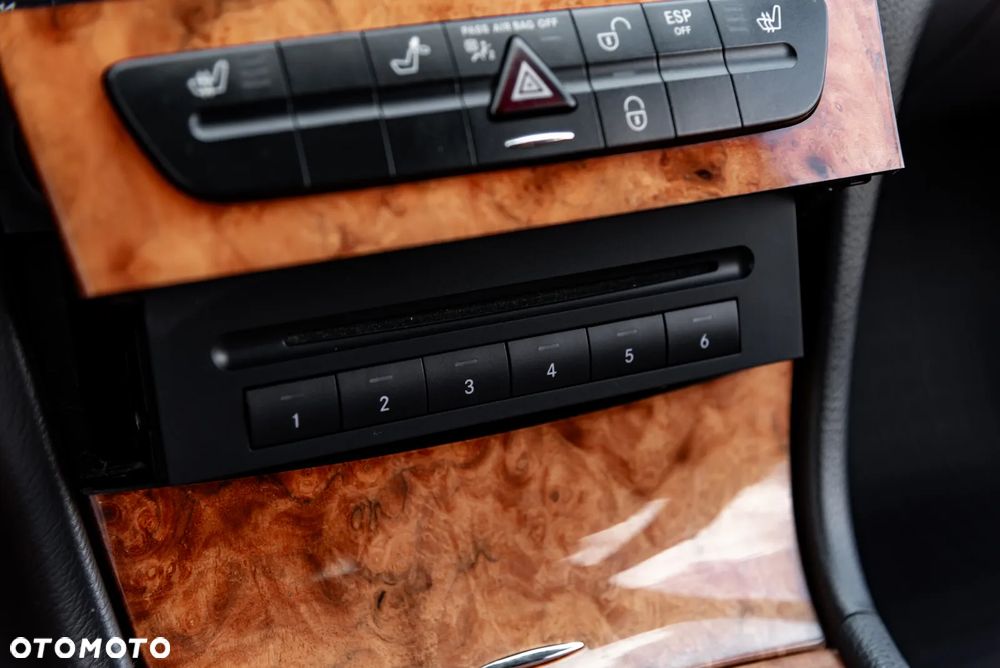 Mercedes-Benz Klasa E 200 Kompressor Automatik Elegance - 29
