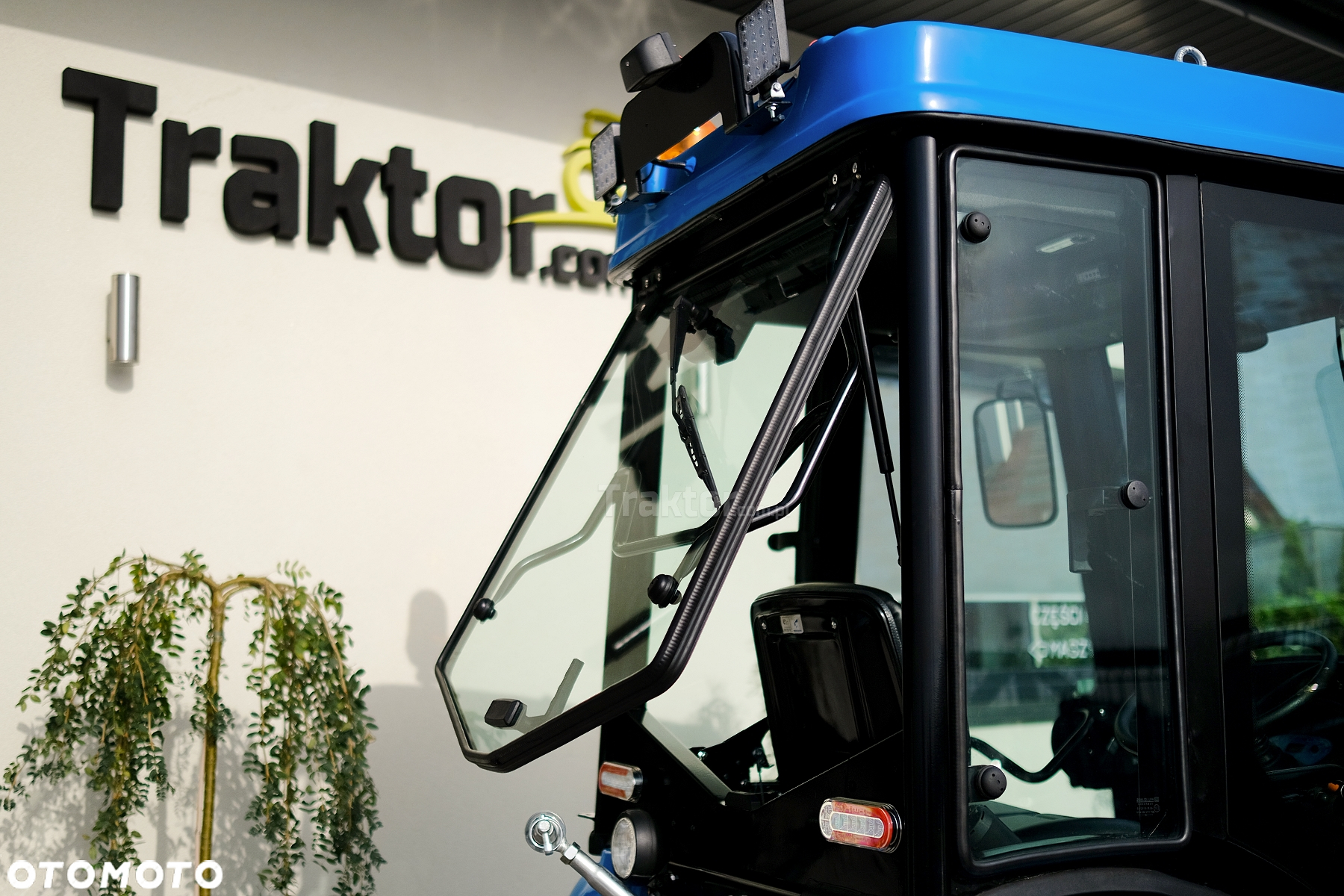 LS Traktor LS Tractor LS XJ25 HST - 20