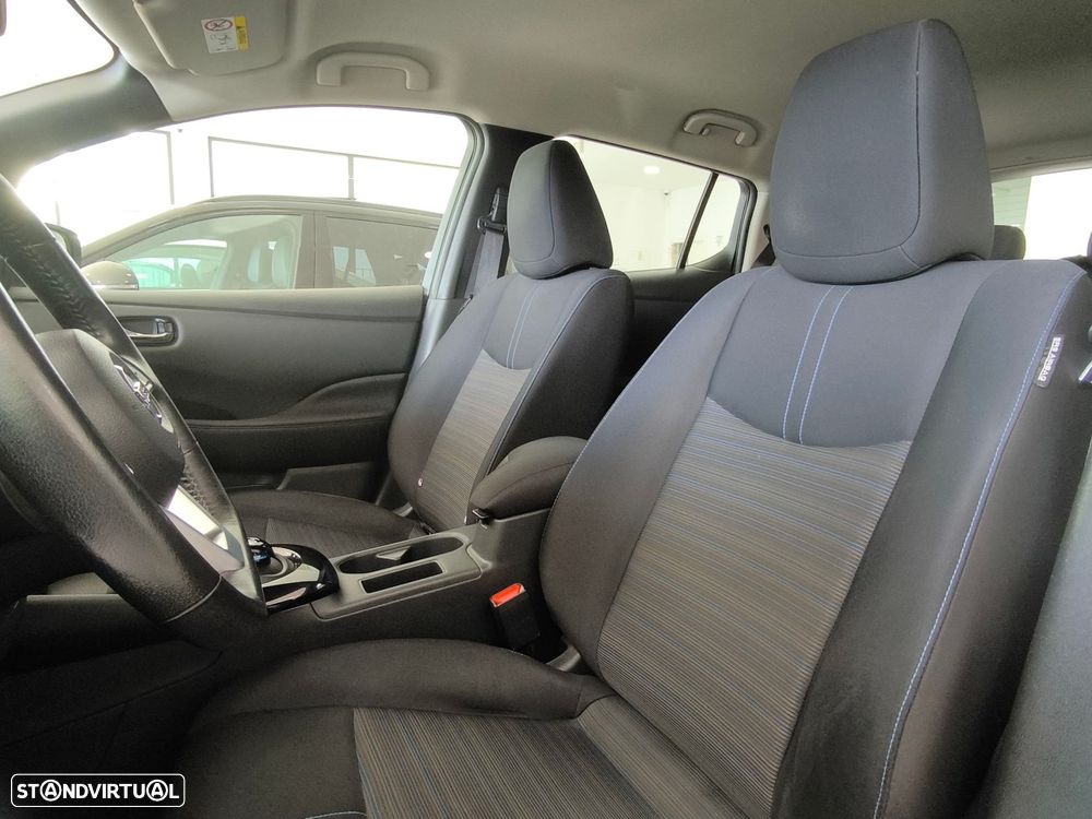 Nissan Leaf N-Connecta - 11
