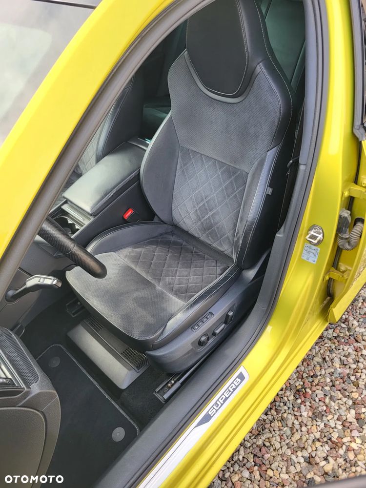 Skoda Superb 2.0 TSI 4x4 Sportline DSG - 7