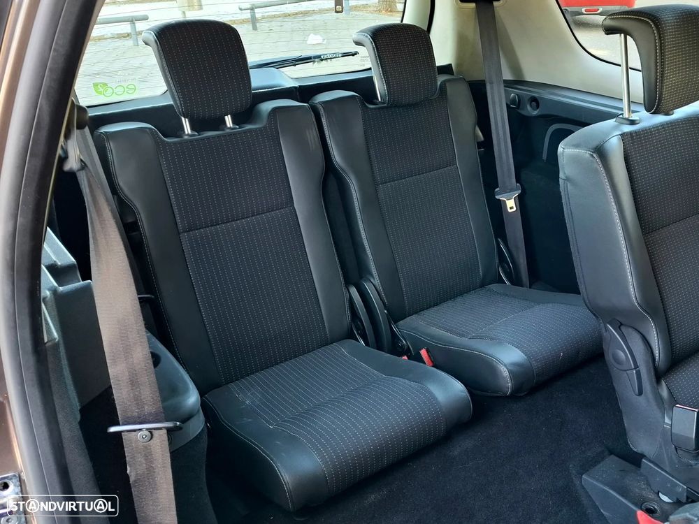 Renault Grand Scénic 1.5 dCi Luxe 7L - 9