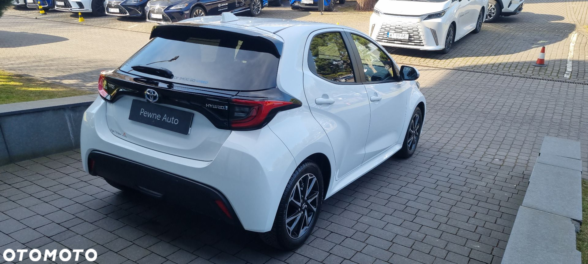 Toyota Yaris - 4