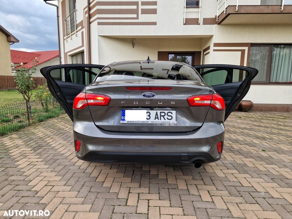 Ford Focus 1.5 EcoBlue Titanium - 18
