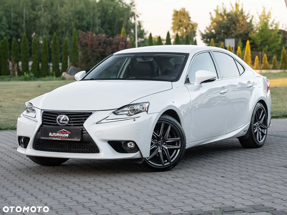 Lexus IS 300h Business - 5