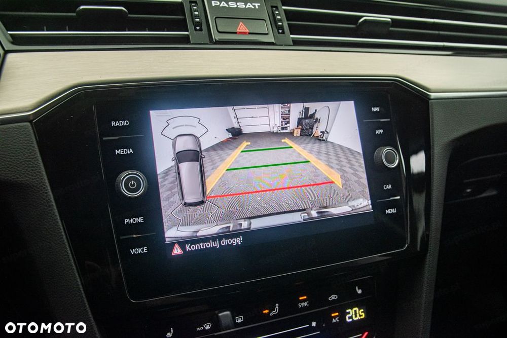 Volkswagen Passat 2022