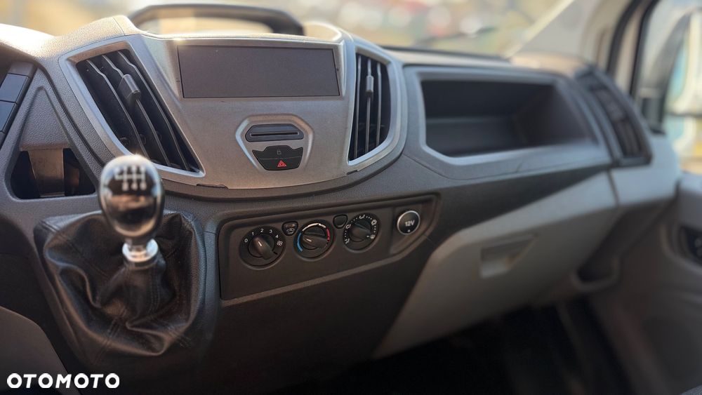 Ford Transit - 14
