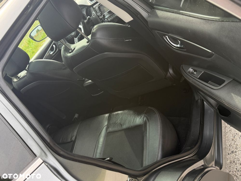 Nissan Qashqai 1.6 DCi Tekna - 23