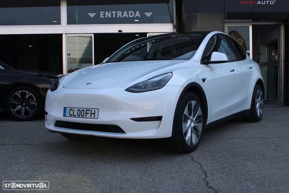 Tesla Model Y Standard - 3