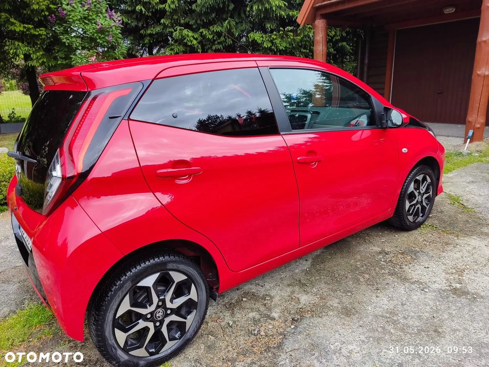 Toyota Aygo x-play - 13