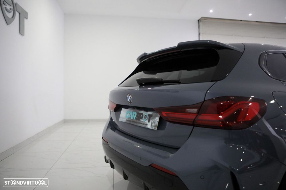 BMW 118 d Pack Desportivo M Pro - 10