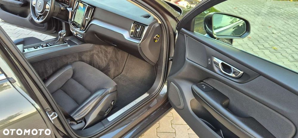 Volvo V60 D3 Geartronic Momentum Pro - 7