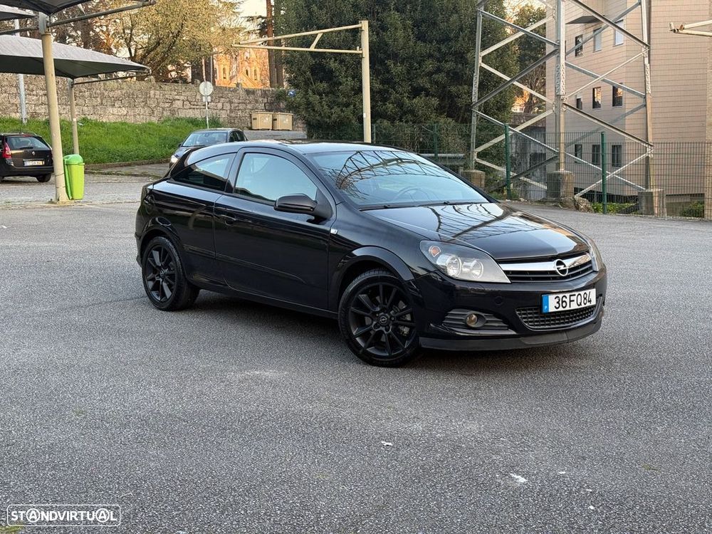 Opel Astra GTC - 2