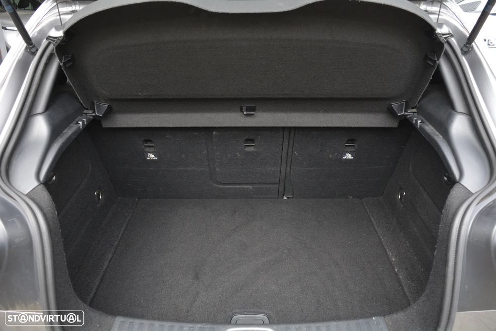 Mercedes-Benz A 180 d Urban Aut. - 13