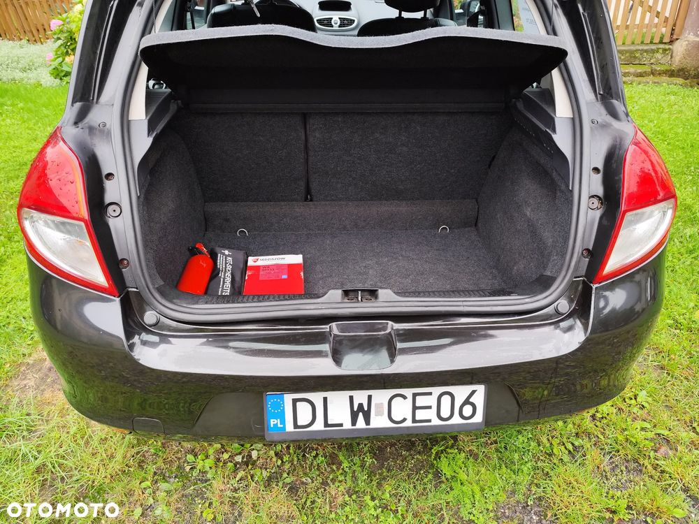 Renault Clio 1.2 16V 75 Dynamique - 20