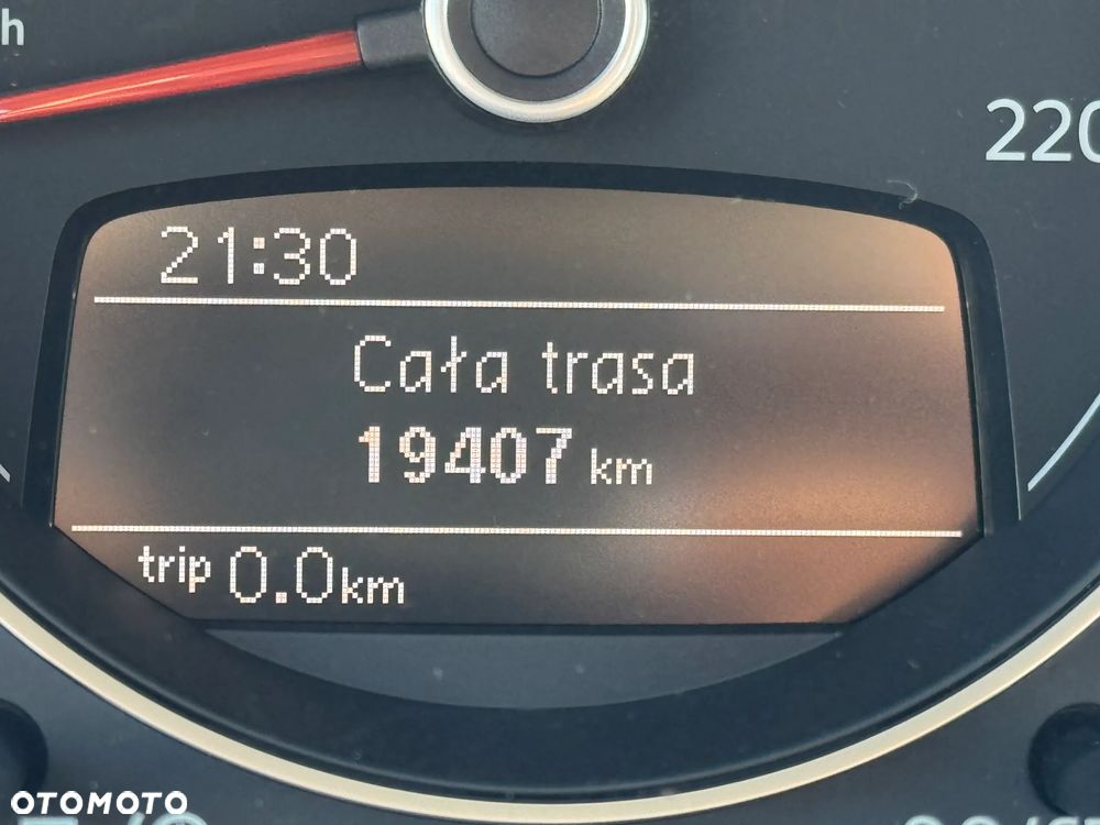 Volkswagen up! 1.0 move - 12