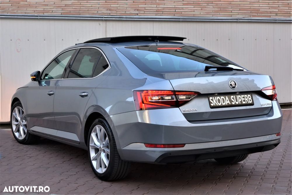 Skoda Superb 2.0 TDI DSG Premium Edition - 6