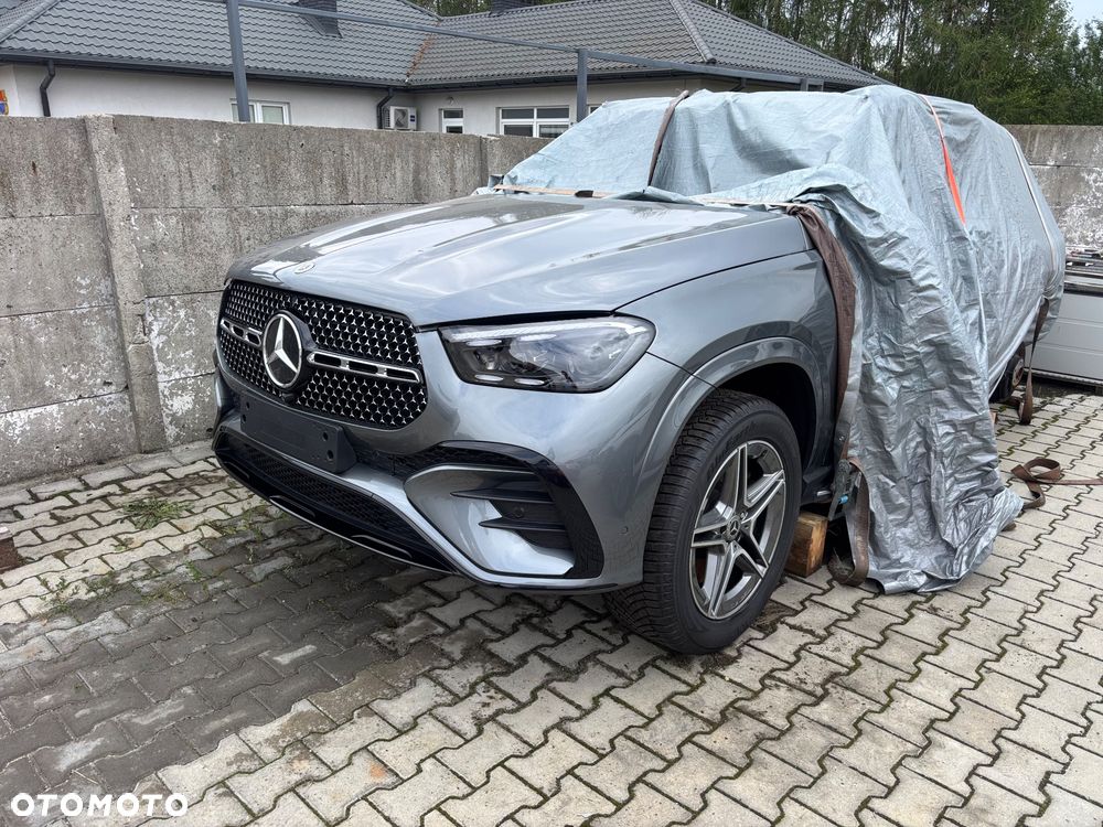 Mercedes-Benz GLE - 1