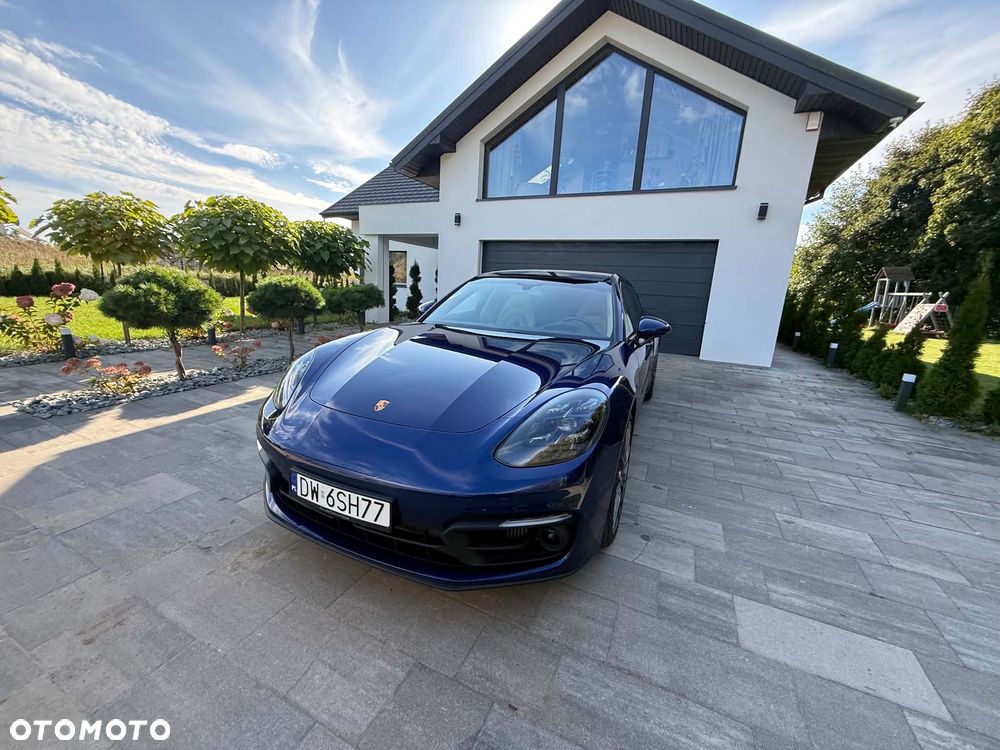 Porsche Panamera 4 Platinum Edition - 27