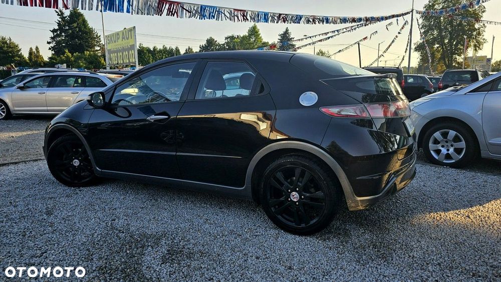 Honda Civic - 9