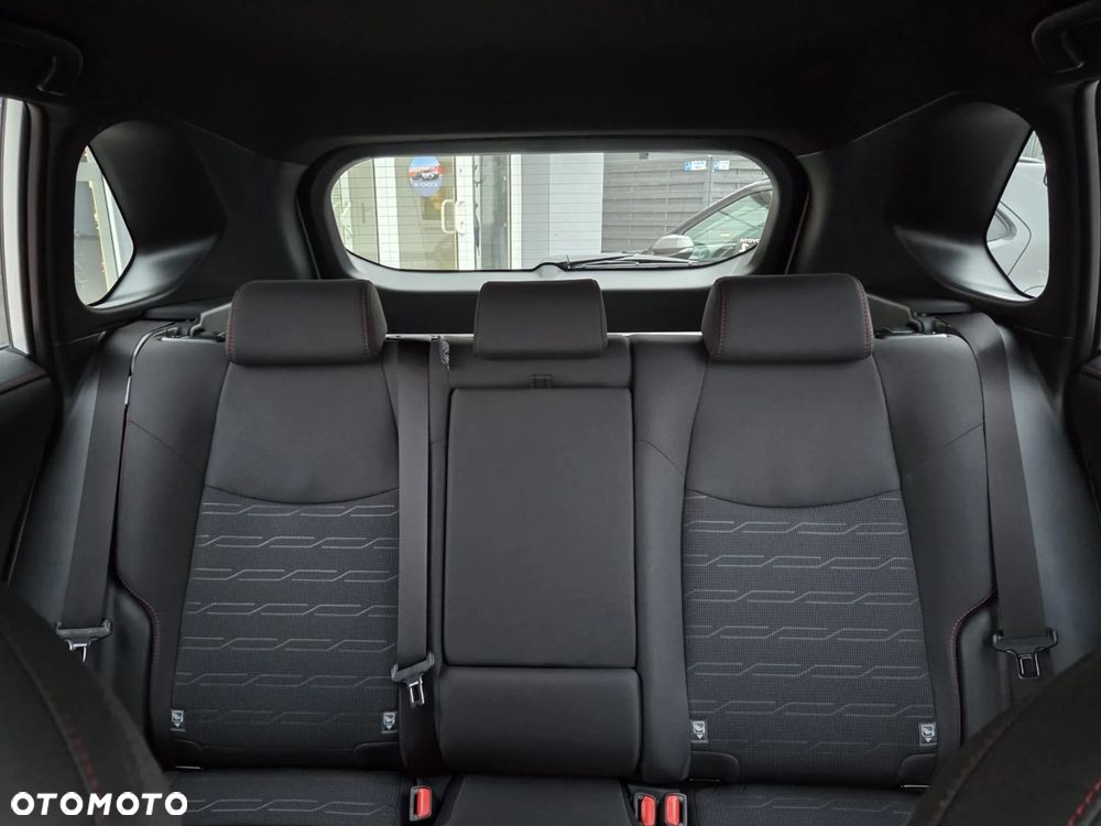Toyota RAV4 - 11