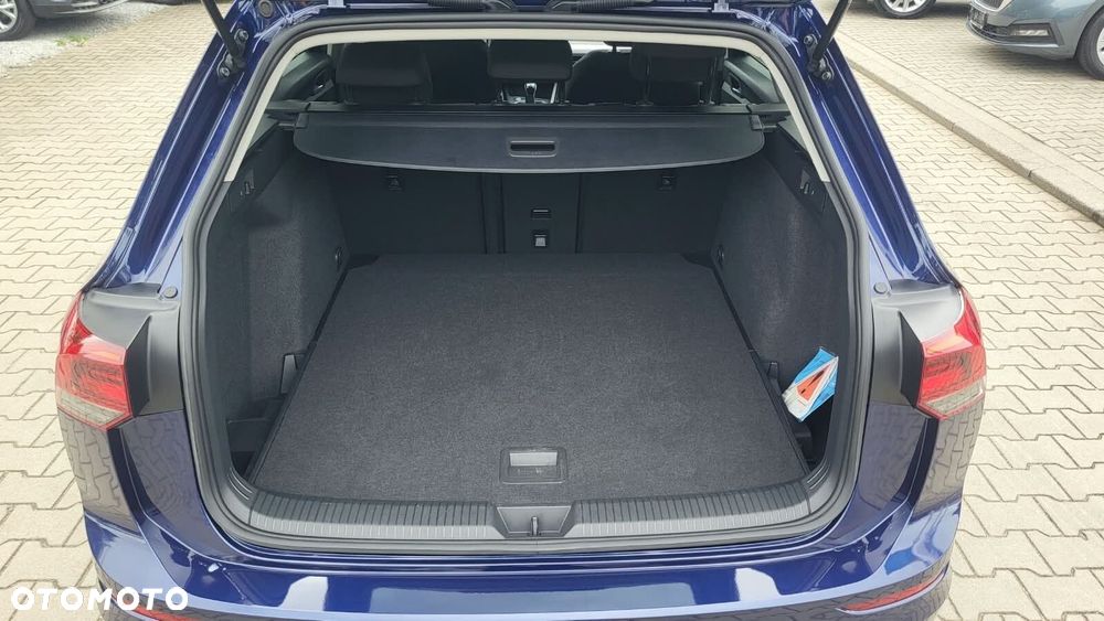 Volkswagen Golf Variant - 13