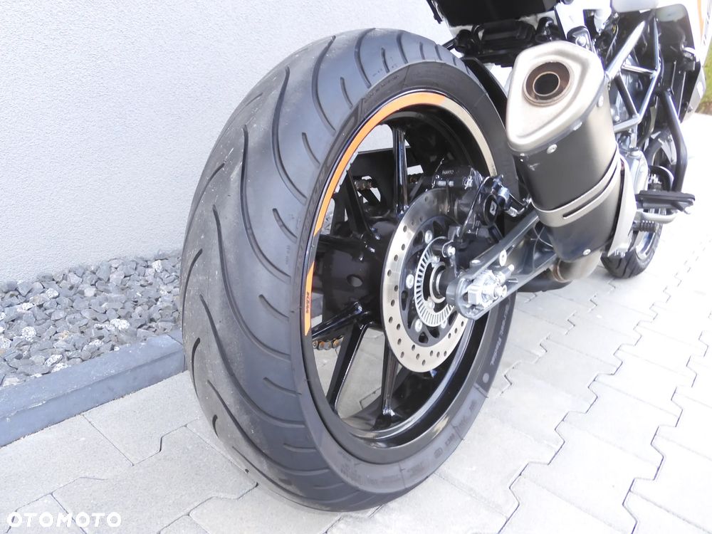 KTM Duke 390 - 12