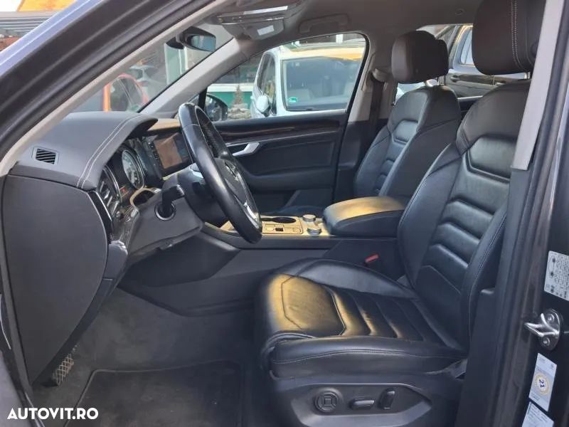 Volkswagen Touareg 3.0 V6 TDI 4Motion DPF Automatik Atmosphere - 16