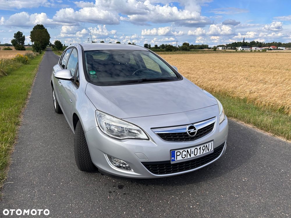 Opel Astra 1.4 Turbo - 11