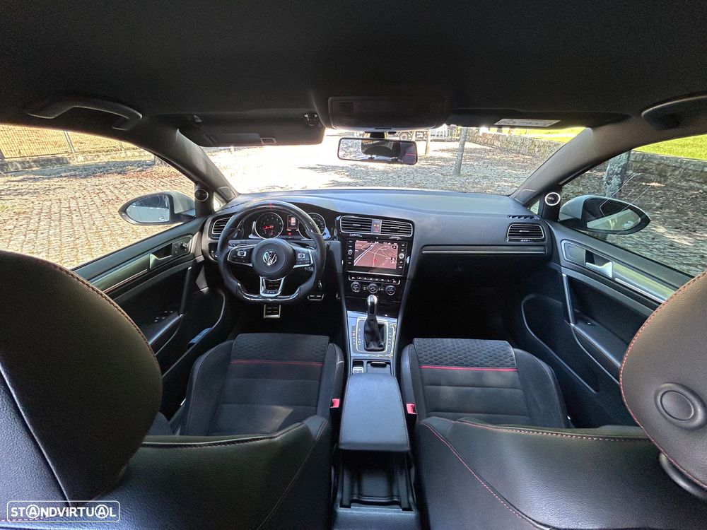 VW Golf 2.0 TSI GTI DSG Performance - 11