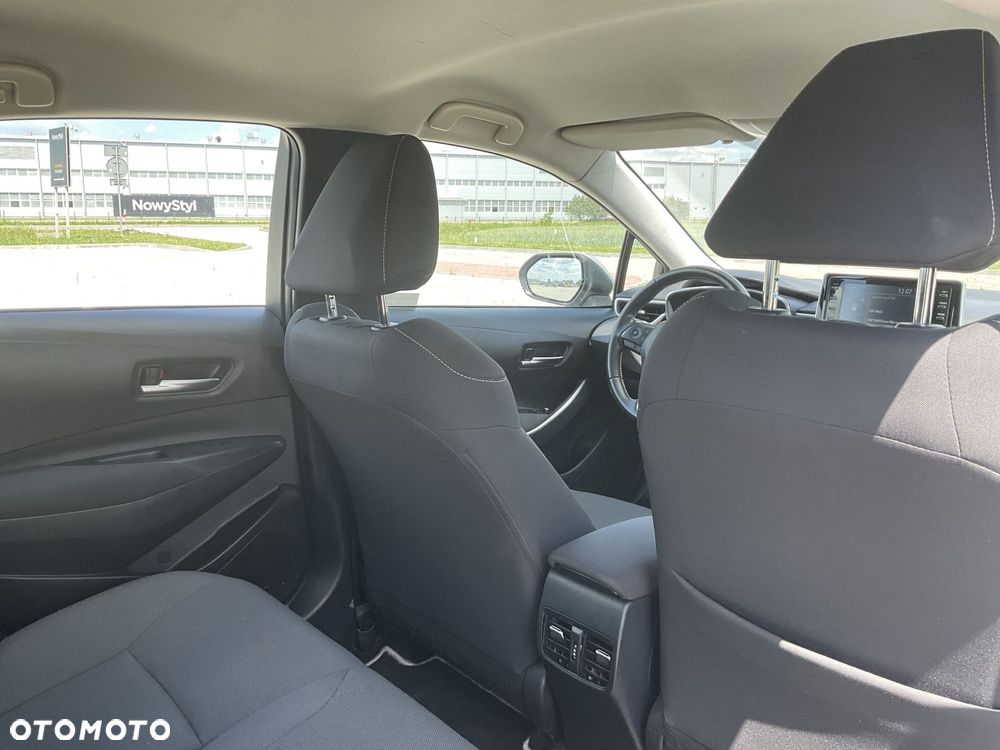 Toyota Corolla 1.8 Hybrid Comfort - 18