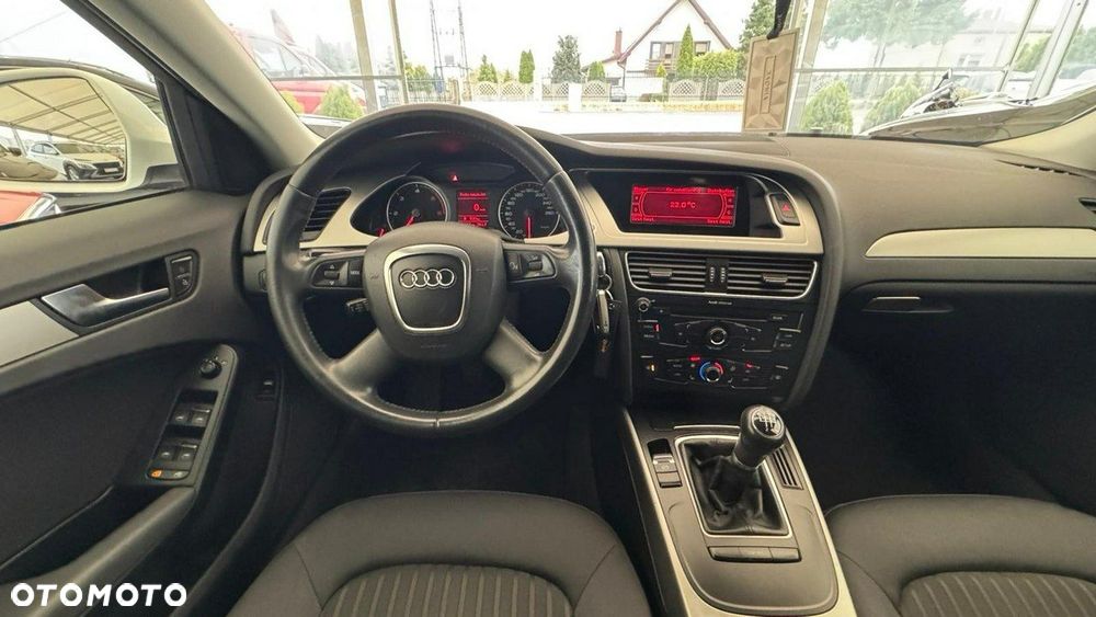 Audi A4 Limousine 2.0 TDI - 16