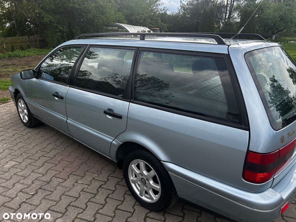 Volkswagen Passat 2.0 GT - 10