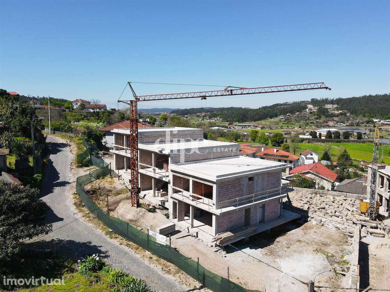 Apartamento T1 em construção com piscina privativa - Grande imagem: 2/21