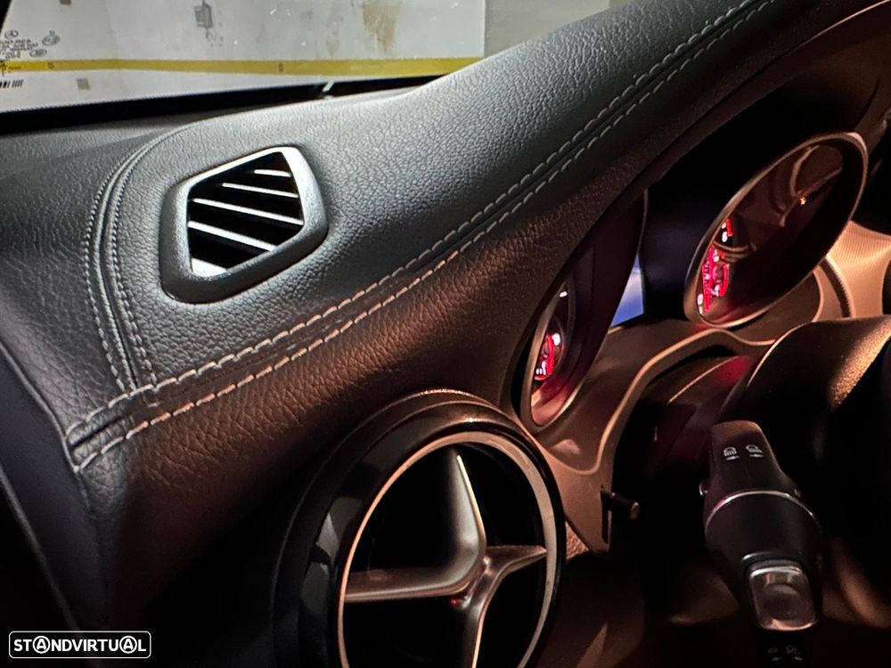 Mercedes-Benz A 180 d AMG Line - 18