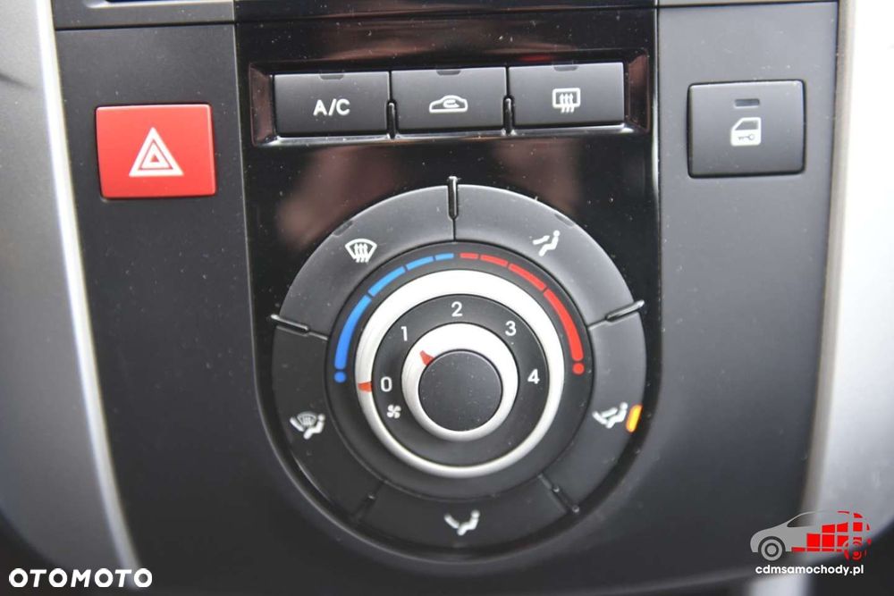 Kia Venga - 27