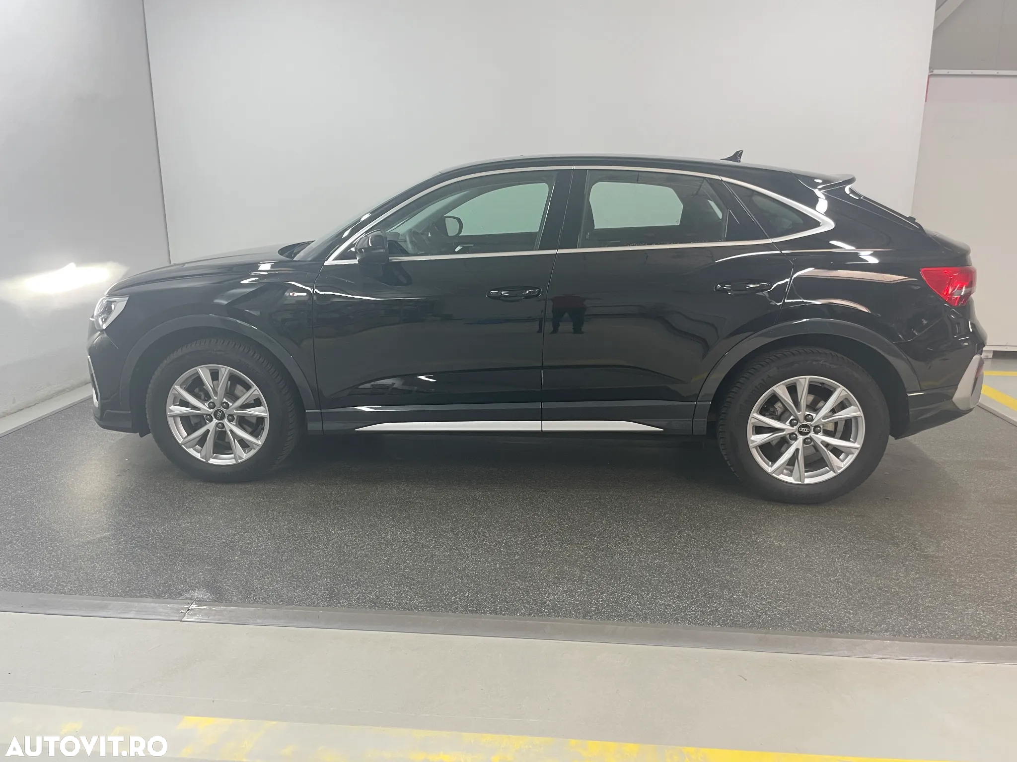 Audi Q3 Sportback 1.5 35 TFSI S tronic S Line - 4