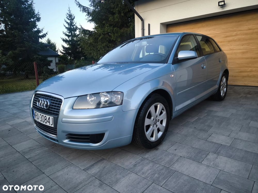Audi A3 Sportback 1.6 FSI Ambiente - 29