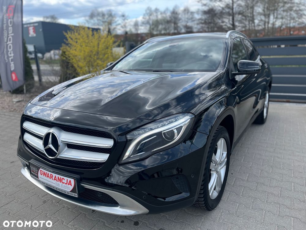 Mercedes-Benz GLA 200 Activity Edition - 4