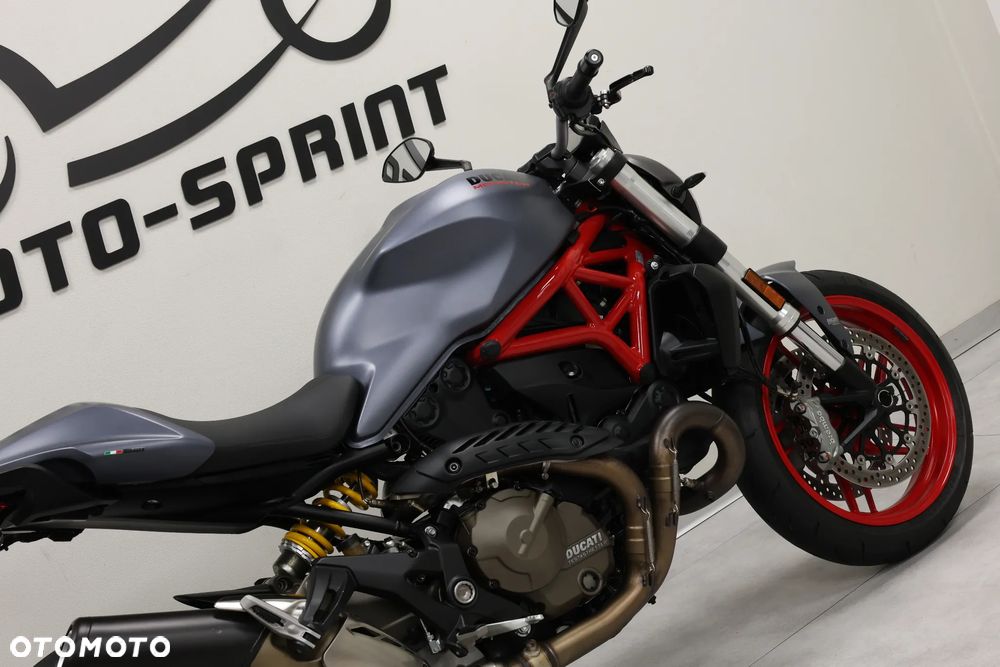 Ducati Monster - 16