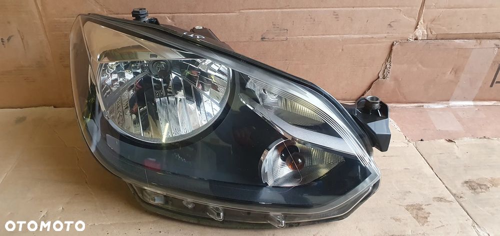 Lampa prawy przód przednia prawa VW UP 1S1941016M - 1