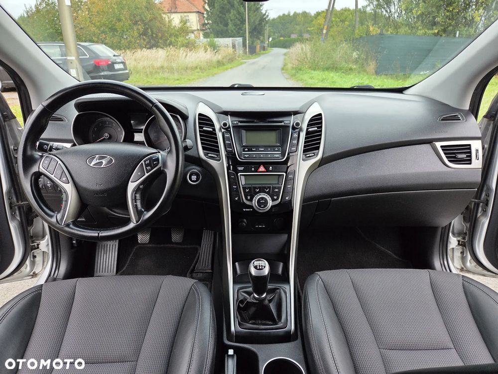 Hyundai i30 i30cw 1.4 Style - 13
