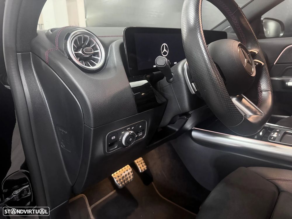 Mercedes-Benz EQA 250+ AMG Line — fotografia 8