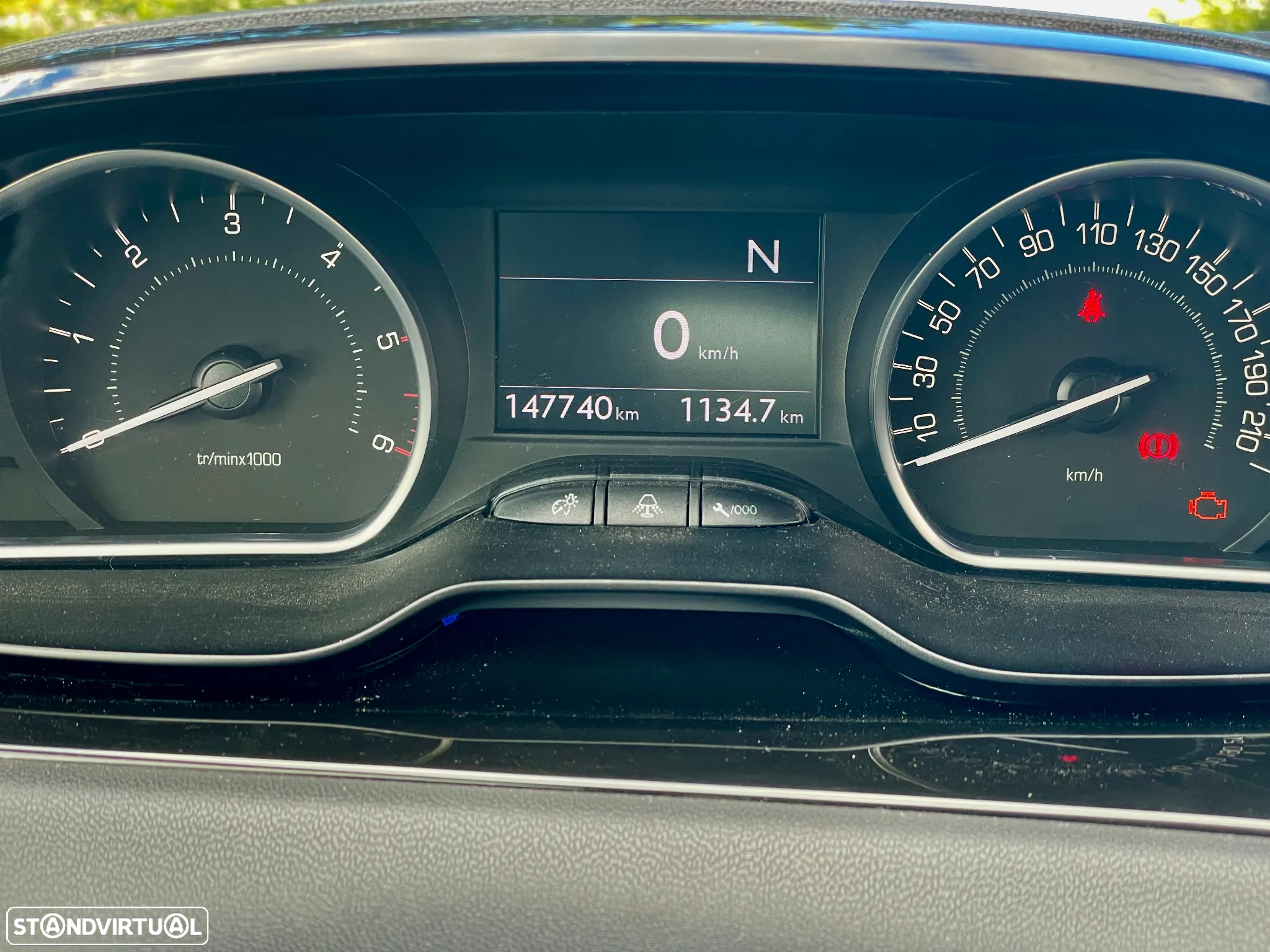 Peugeot 208 e-HDi 68 EGS5 Stop&Start Active - 18