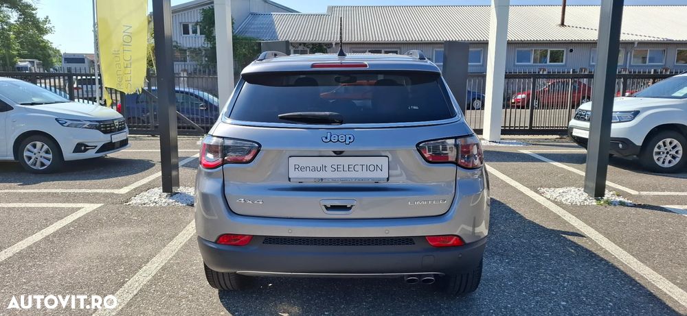 Jeep Compass - 13