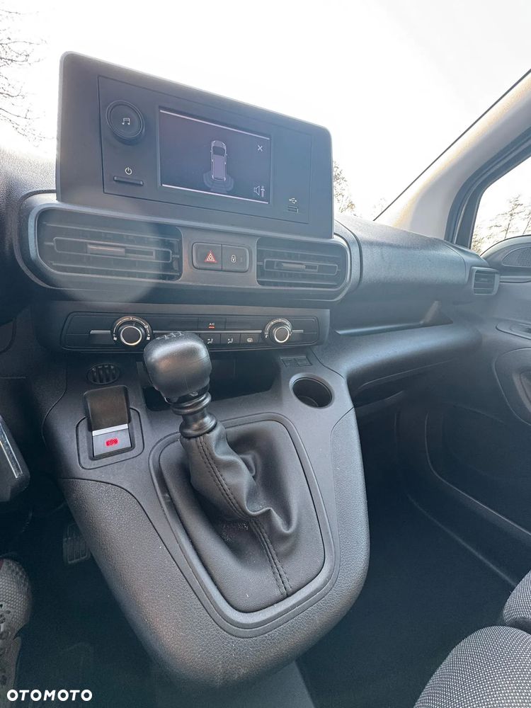 Opel Combo - 11