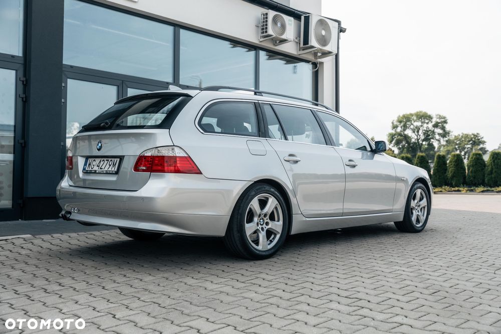 BMW Seria 5 525d xDrive Edition Exclusive - 4