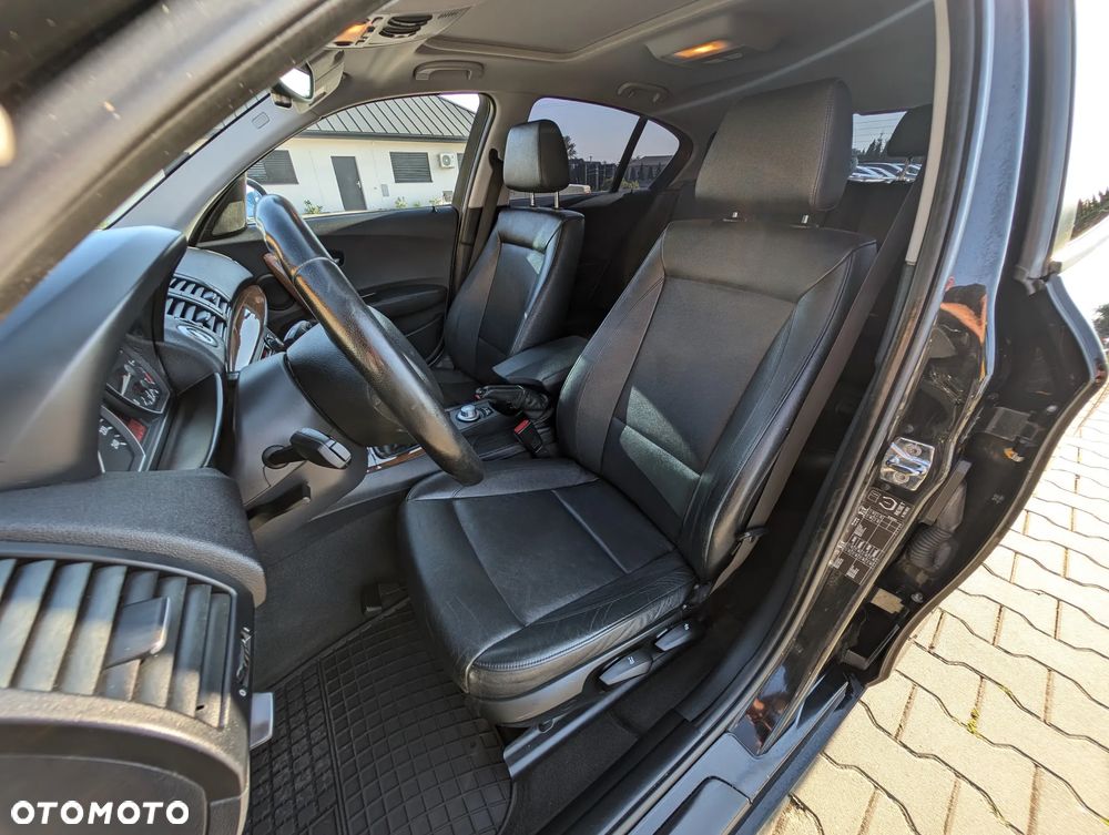BMW Seria 1 120i - 34