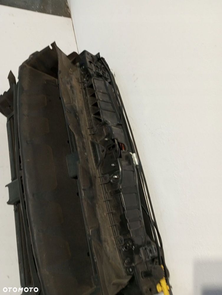 PAS PRZEDNI CHŁODNICE FORD FOCUS MK4 1,0 i - 4