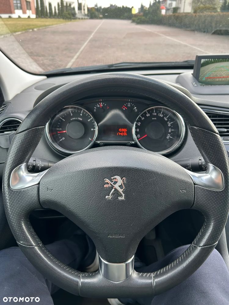 Peugeot 5008 155 THP Style - 16