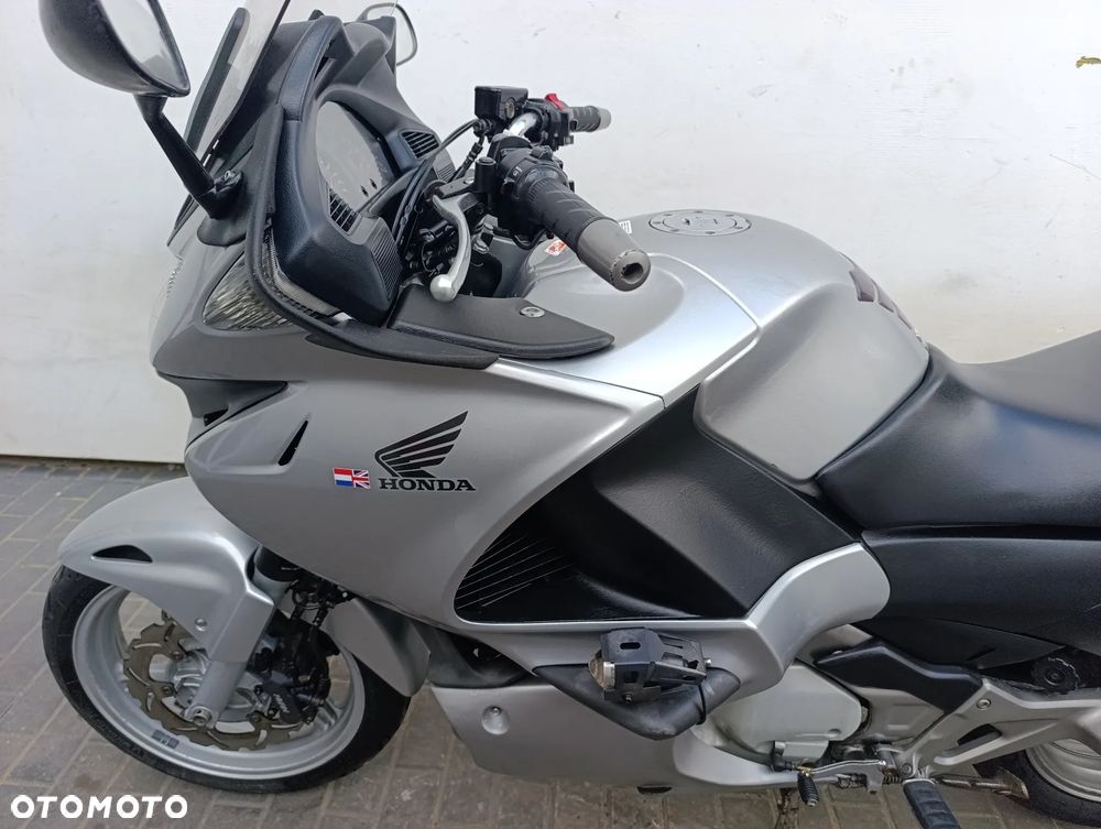 Honda NTV - 12